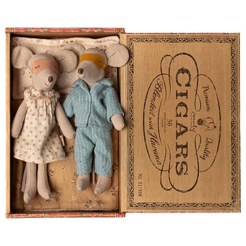 Mum & dad mice in cigarbox - Maileg
